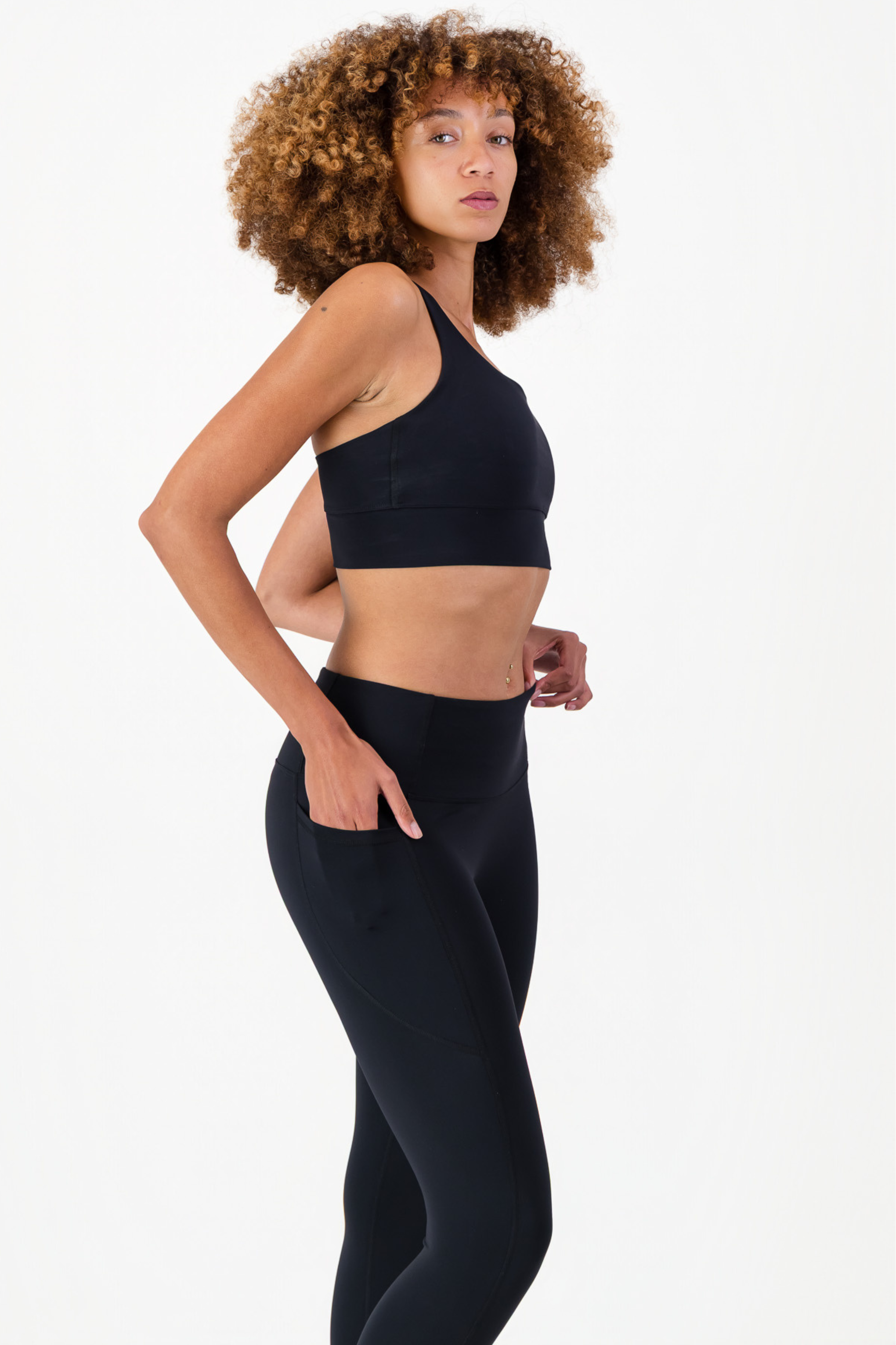 The Rhythm Pocket Legging